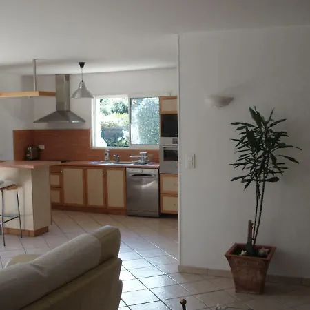 Maison De Proche *