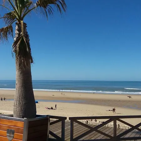 Maison De Proche Holiday home *