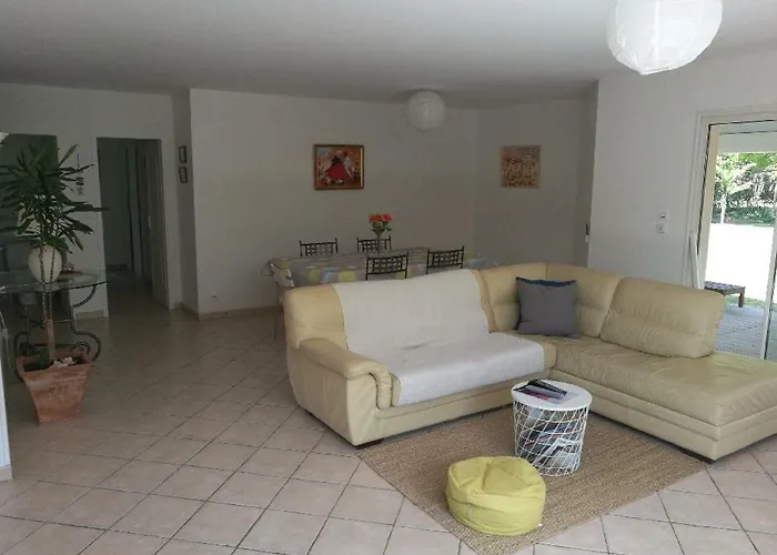 Сasa de vacaciones Maison De Proche